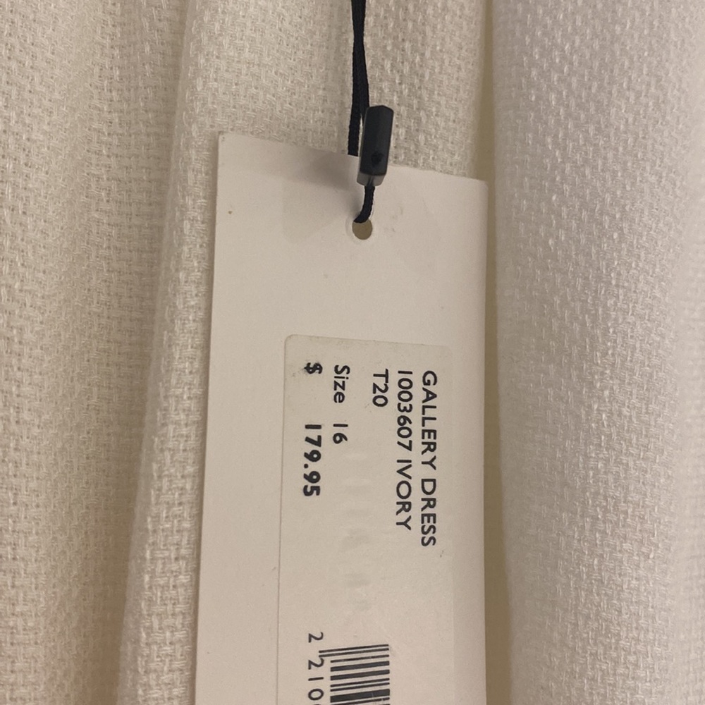 HOST PICK π€© Sheike Ivory dress size 16 side cut out detail NWT - Picture 5 of 9